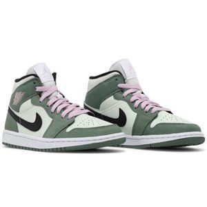Nike Air Jordan 1 Mid SeDutch Green/Black/Barely Green Men's7.5/Womens 9